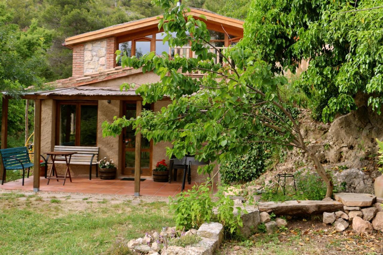 Casa Ecologica En Plena Naturaleza Arboli Exterior foto