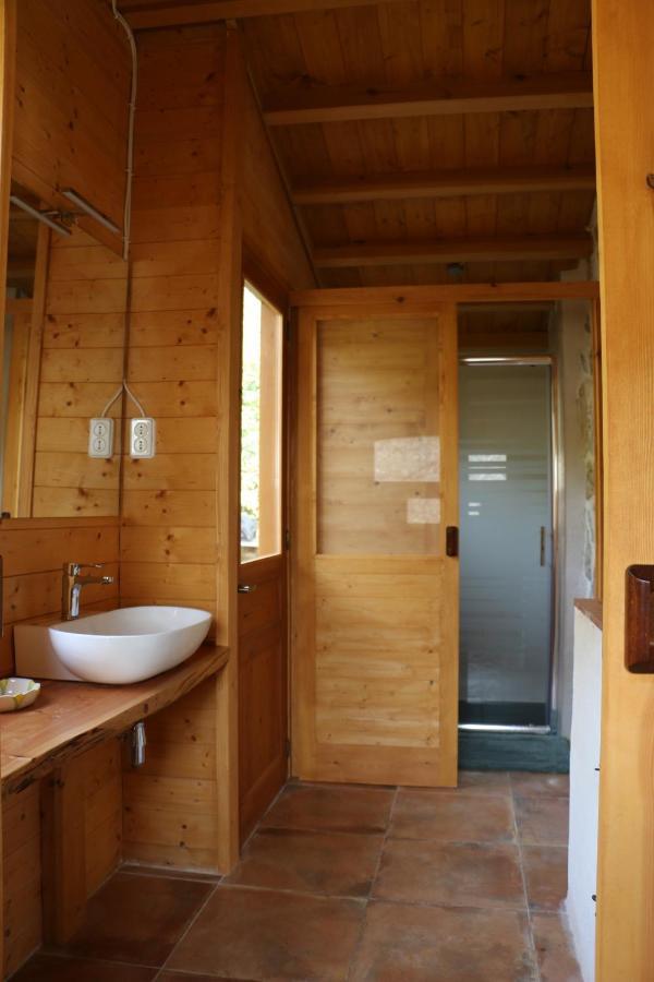 Casa Ecologica En Plena Naturaleza Arboli Exterior foto